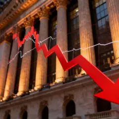 Roter Pfeil zeigt fallende Kurse vor einem Bankgebäude. Der **core MSCI World USD Acc** Index verzeichnet deutliche Verluste.